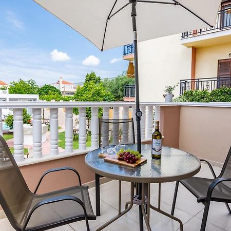 Alexa'S Sunny Days Aparthotel Лименария Екстериор снимка