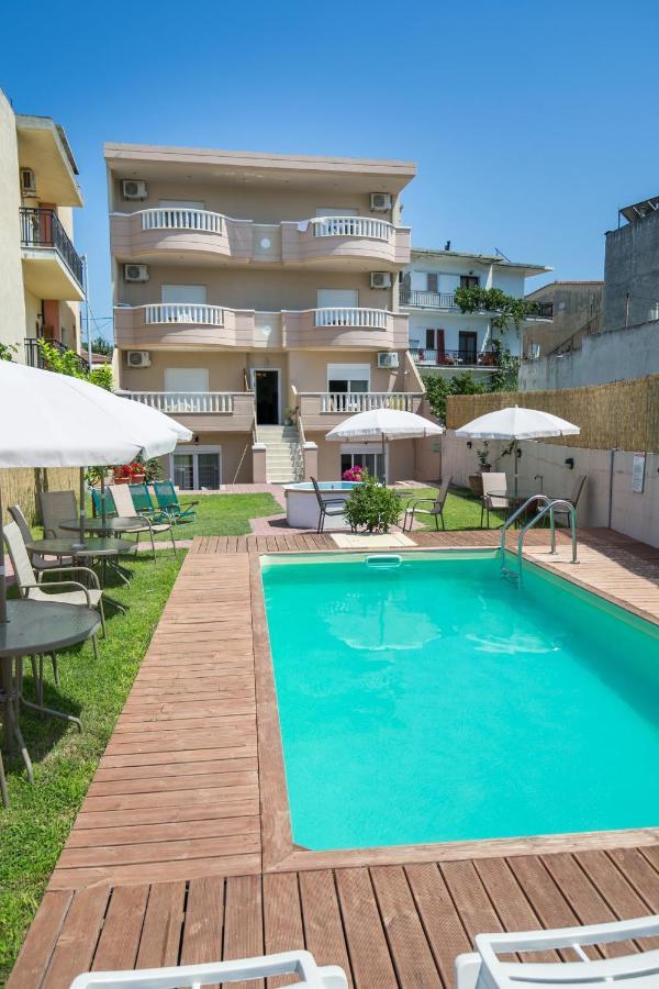 Alexa'S Sunny Days Aparthotel Лименария Екстериор снимка