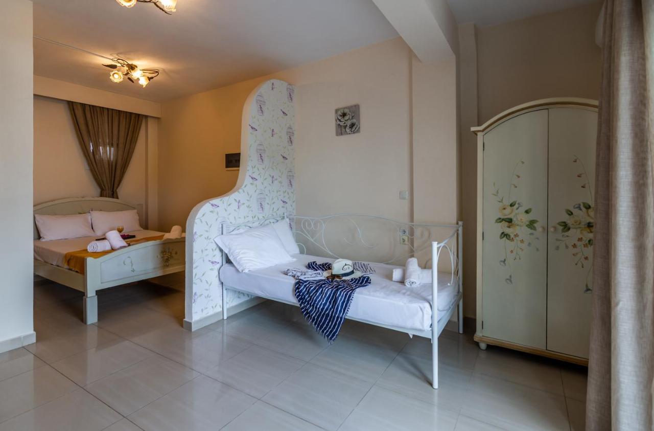 Alexa'S Sunny Days Aparthotel Лименария Екстериор снимка